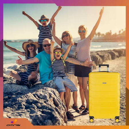 Walizka średnia podróżna solidna torba bagaż kufer lekka kółka samolot 63L