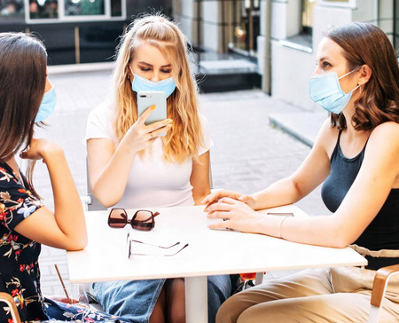 MASKA MASECZKA CHIRURGICZNA OCHRONNA 3W 50 sztuk